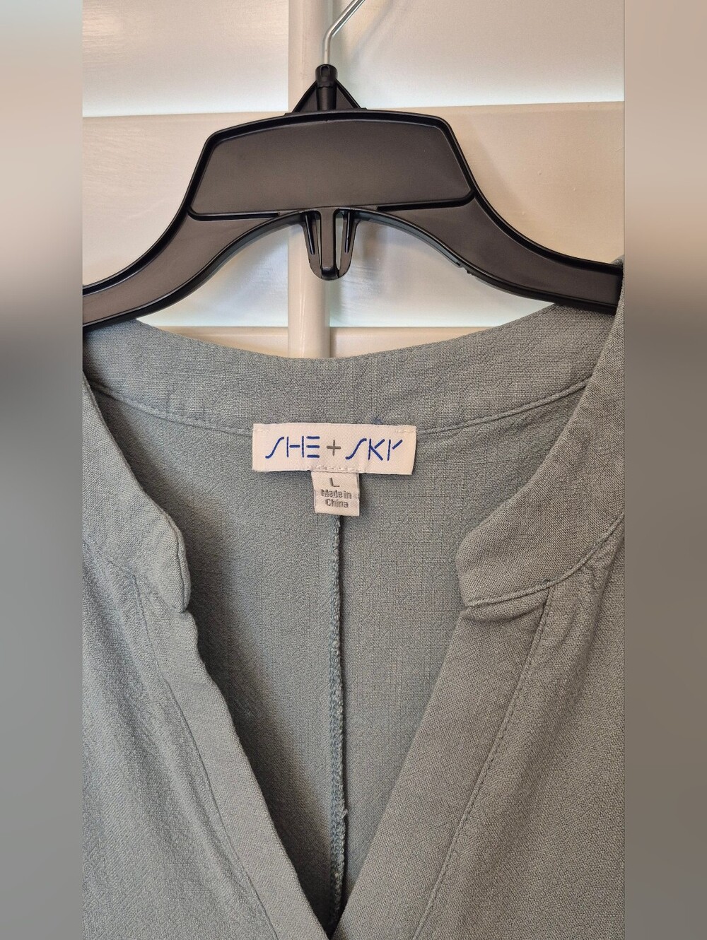 She + Sky Soft Sage Green Ruffle Sleeve Tiered Tunic Sz Large - Picture 2 of 4